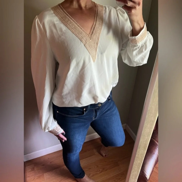 Shein Cream/Ivory Womens XL Blouse with Embroidered Neckline - Picture 14 of 16